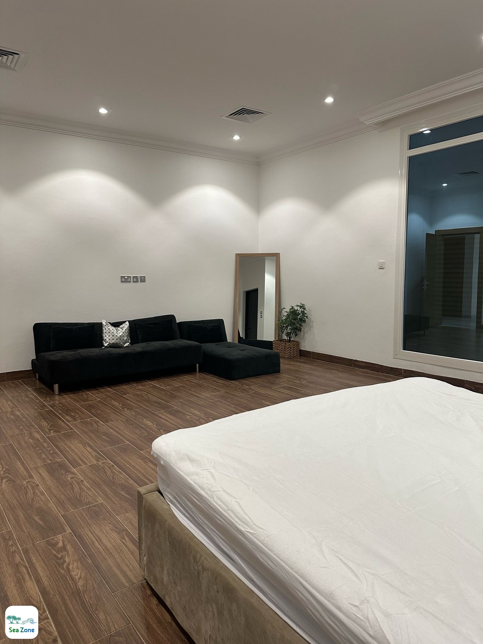The H chalet